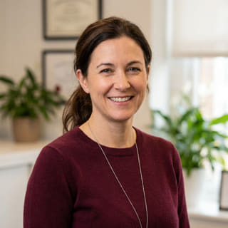 Laura Bennett, Diretora de Normas da Plataforma na Nobre Ganhório, em imagem de perfil